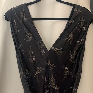 Vince size Small 100% silk dress